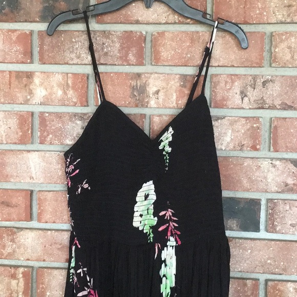 Beau Smocked Slip - Picture 4 of 7